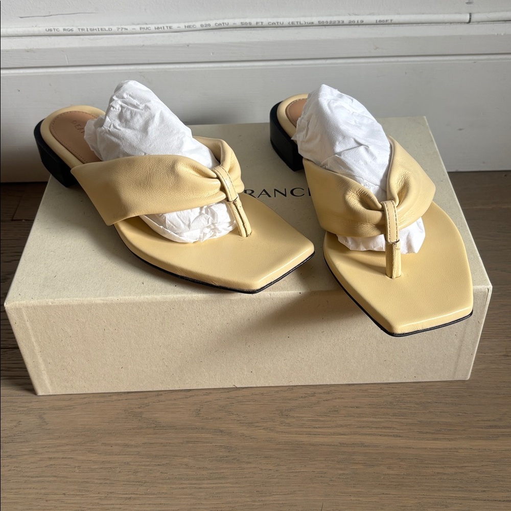 Dear Frances Wrap Sandal in Crema Size 36